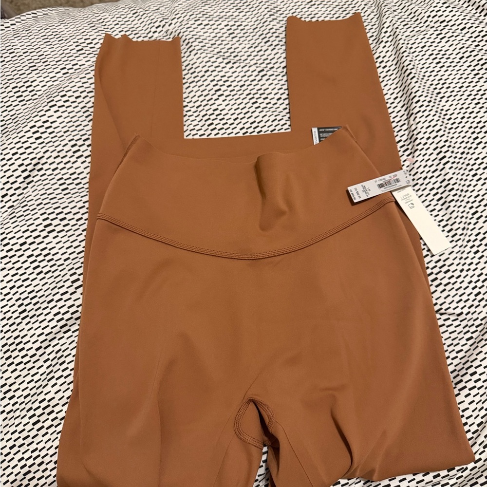 High-Waist Victorias Secret Women’s Leggings in Rust/tan